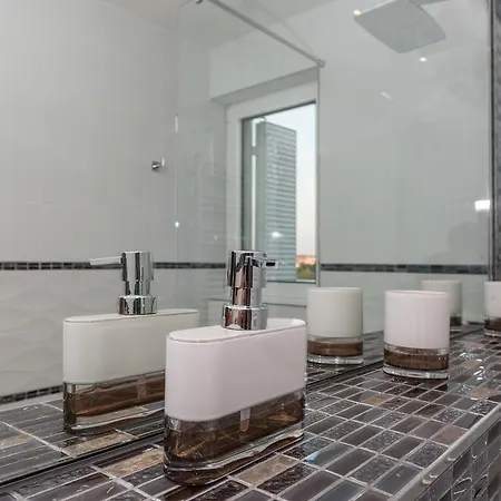 Adriatica Dream Luxury - Free Private Parking 4*