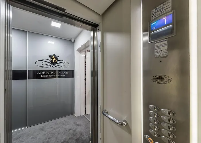 Adriatica Dream Luxury - Free Parking Gasthuis